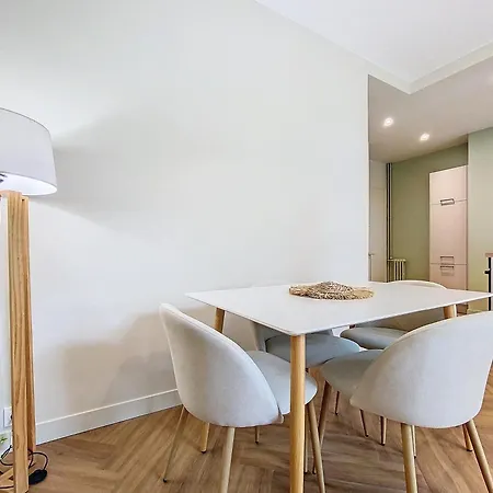 Apartament Au Pied Du Chateau De Caen, Au Coeur Du Vaugueux Caen