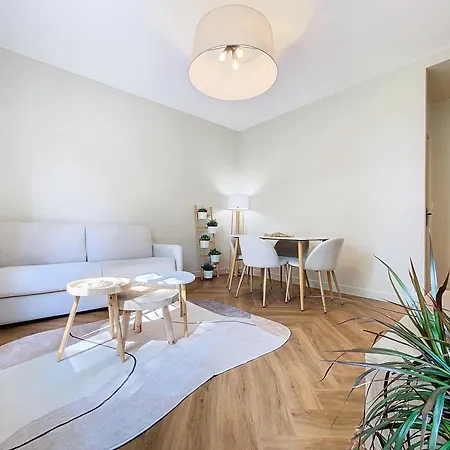 Apartament Au Pied Du Chateau De Caen, Au Coeur Du Vaugueux
